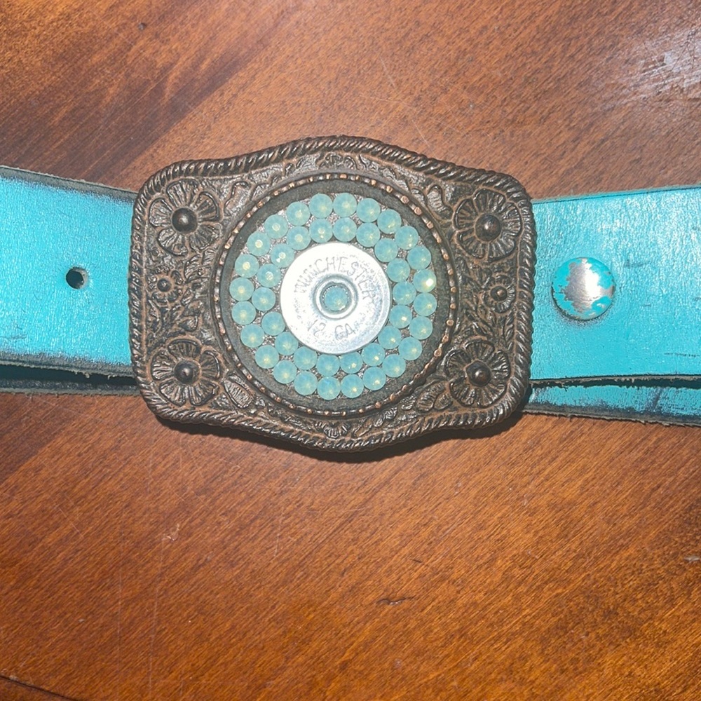 Pretty Hunter Buckle & Belt - Med